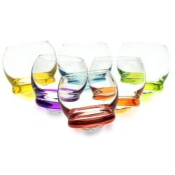 Kolorowe kieliszki BUJAJĄCE SIĘ do likieru, wódki Bohemia CRAZY 60 ml