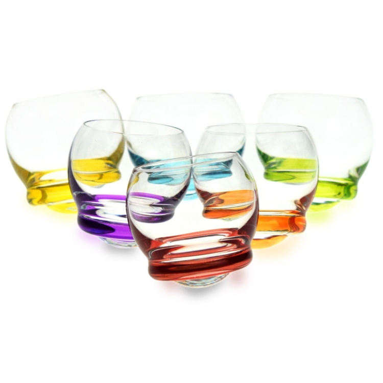 Kolorowe kieliszki BUJAJĄCE SIĘ do likieru, wódki Bohemia CRAZY 60 ml