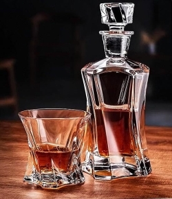 Ekskluzywny zestaw do whisky Bohemia Cooper 6+1 Kryształ