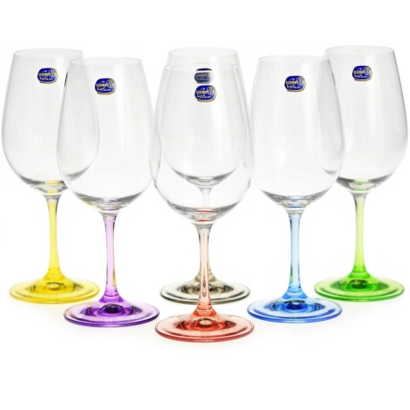 Przejdź do produktu Kolorowe kieliszki do wina BOHEMIA Rainbow 550ml 6szt