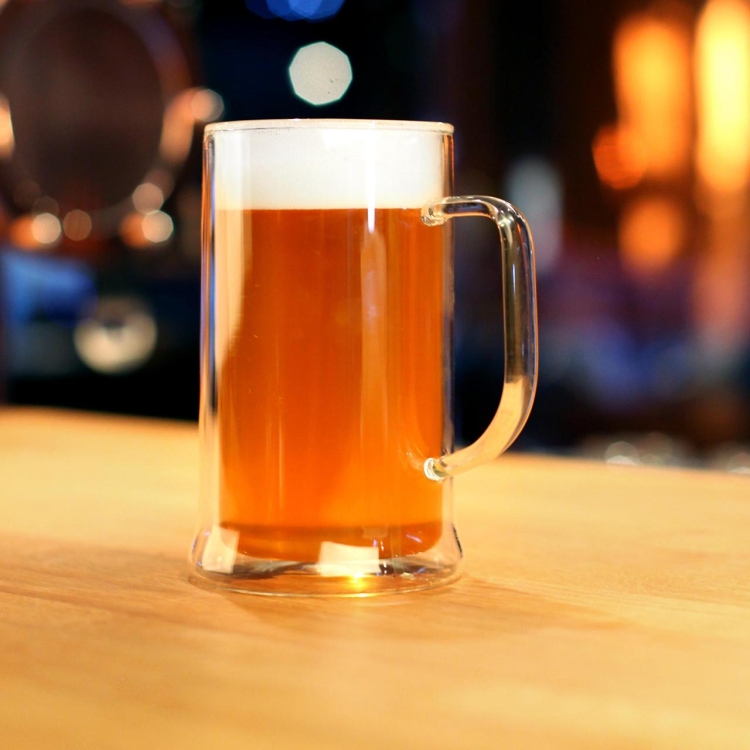 Vialli Design AMO kufel szklanka do piwa 500ml