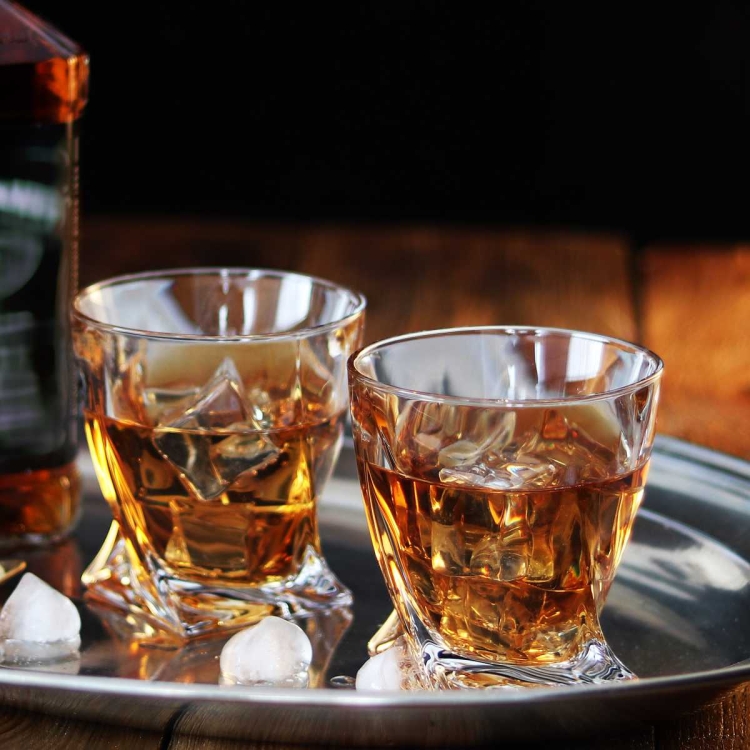 Ekskluzywny zestaw do whisky Bohemia Quadro 6+1 Kryształ