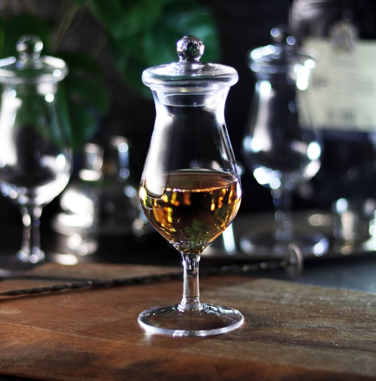 Degustacyjny kieliszek z pokrywką do whisky 100ml - Handmade