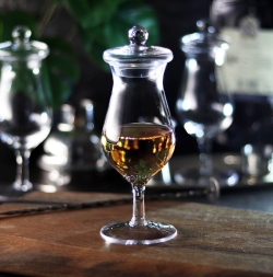 Degustacyjny kieliszek z pokrywką do whisky 100ml - Handmade