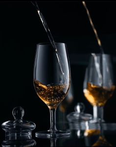 Degustacyjny kieliszek z pokrywką do whisky AmberGlass 130ml