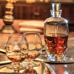 Kryształowe kieliszki do whisky, piwa, drinków, koktajli RCR Alkemist 530ml