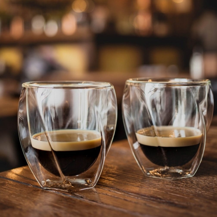 Szklanki termiczne do kawy latte Vialli Design Cristallo 250 ml 2 szt.