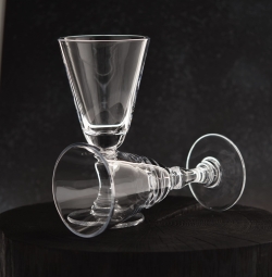 Kieliszek na nodze do koniaku wina szampana 230ml