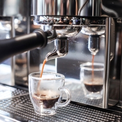 Zestaw 2 filiżanek do espresso z podwójną ścianką Amo 50 ml