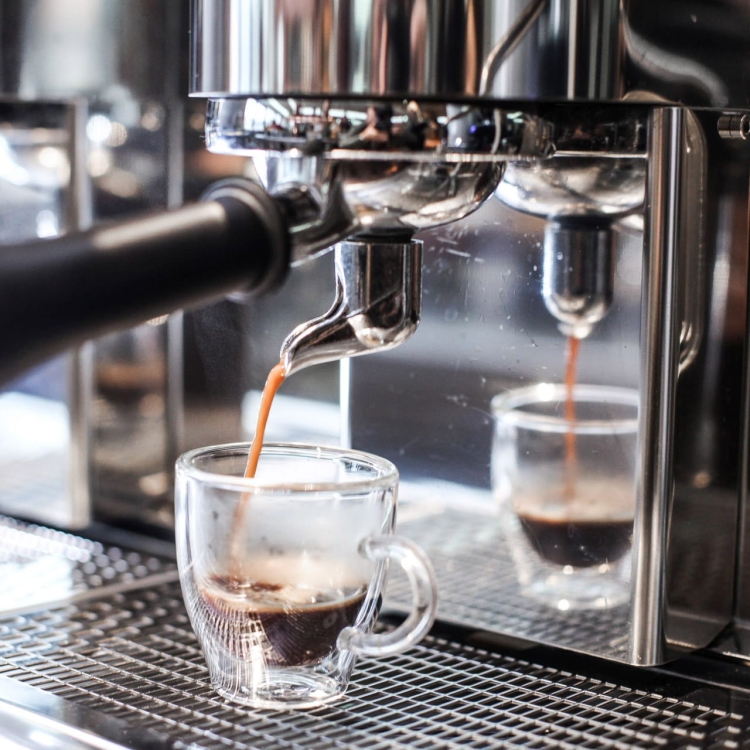 Zestaw 2 filiżanek do espresso z podwójną ścianką Amo 50 ml