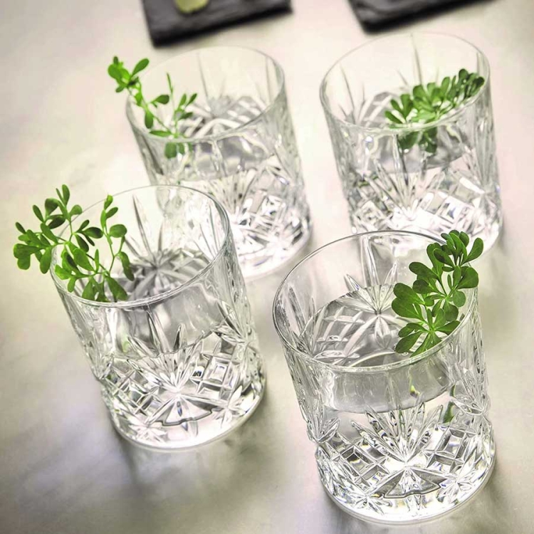 Ekskluzywne szklanki do whisky RCR Melodia 310ml w skrzynce z GRAWEREM