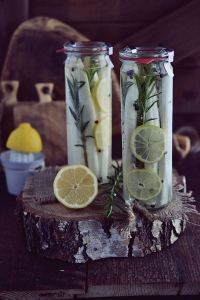 WECK słoiki szklane cylindryczne z pokrywką na domowe weki 1040ml - 6szt