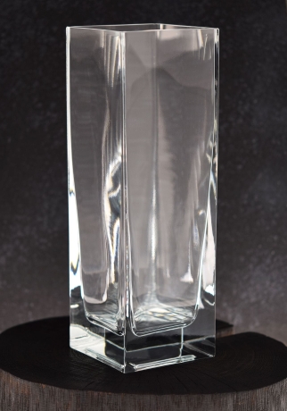 Przejdź do produktu Wazon szklany bezbarwny kwadratowy na kwiaty 30cm