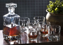 Zestaw do whisky ALTOM Marco 6+1 w skrzynce z GRAWEREM