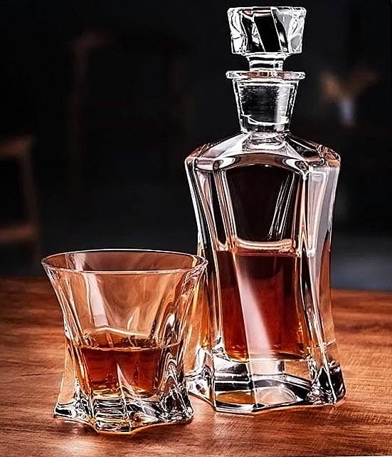 Ekskluzywny zestaw do whisky Bohemia Cooper 6+1 Kryształ w skrzynce z GRAWEREM