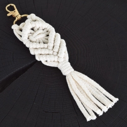 Brelok smycz do kluczy Handmade na prezent dla gości weselnych Ecru / Kremowy 19cm (1)