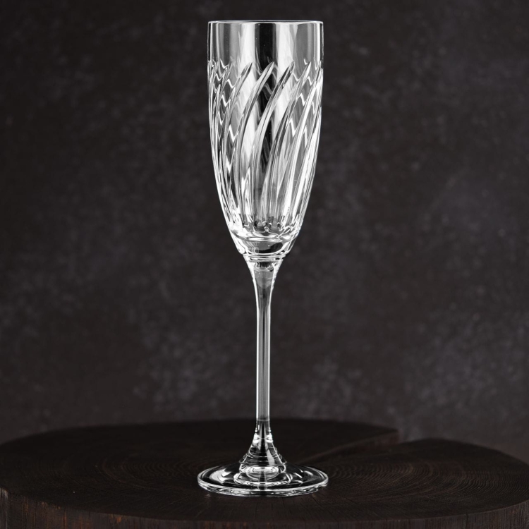 Piękne kryształowe kieliszki do szampana JULIA Linea 170ml 6szt