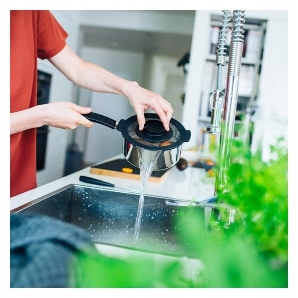 Rondel Fiskars Functional Form 1,5L stal nierdzewna 1026576