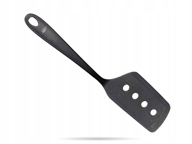 Szpatułka kuchenna z otworami 29 cm Essential FISKARS 1065595