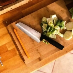 Nóż Santoku azjatycki 16cm Fiskars Functional Form 1057536