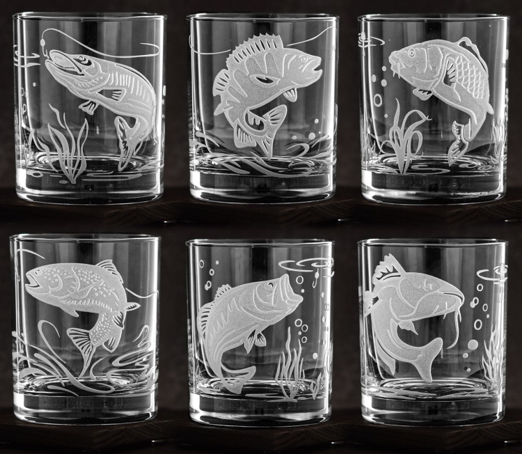 Komplet do whisky 6+1 "Wędkarski" szklanki 300ml + karafka 750ml w drewnianej skrzynce