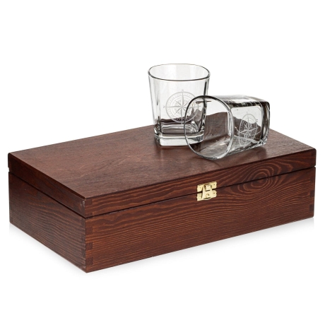 Przejdź do produktu Szklanki do whisky kwadratowe 300ml Róża Wiatrów w skrzynce z GRAWEREM