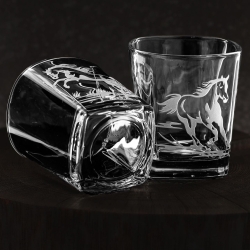 Szklanki kwadratowe do whisky "KONIE" 300ml w skrzynce z GRAWEREM
