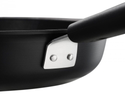 Patelnia szefa kuchni z pokrywką non-stick Fiskars Hard Face 26cm 1052231