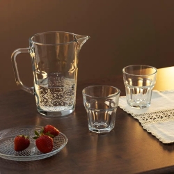 Solidny dzbanek z rączką do wody soku TG ALVA 1L