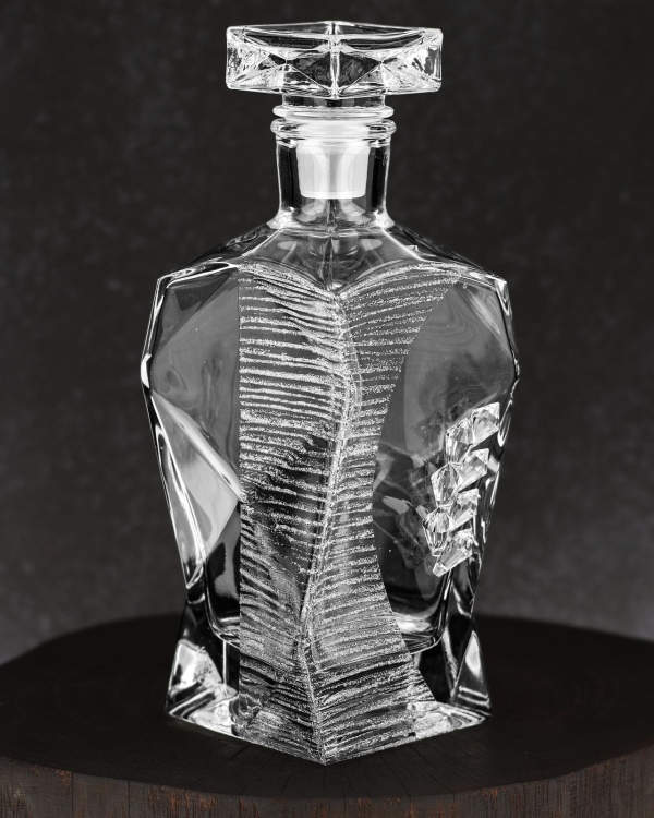 Ekskluzywna karafka szklana 0,75L stylizowana na Swarovski Glamour 7K