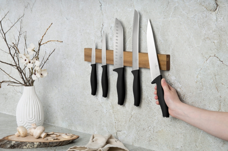 Komplet noży z wieszakiem magnetycznym Berlinger Haus Matte Black 6el. BH-2943