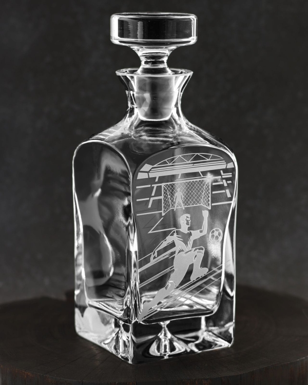 Karafka kwadratowa do whisky "PIŁKA" 750ml