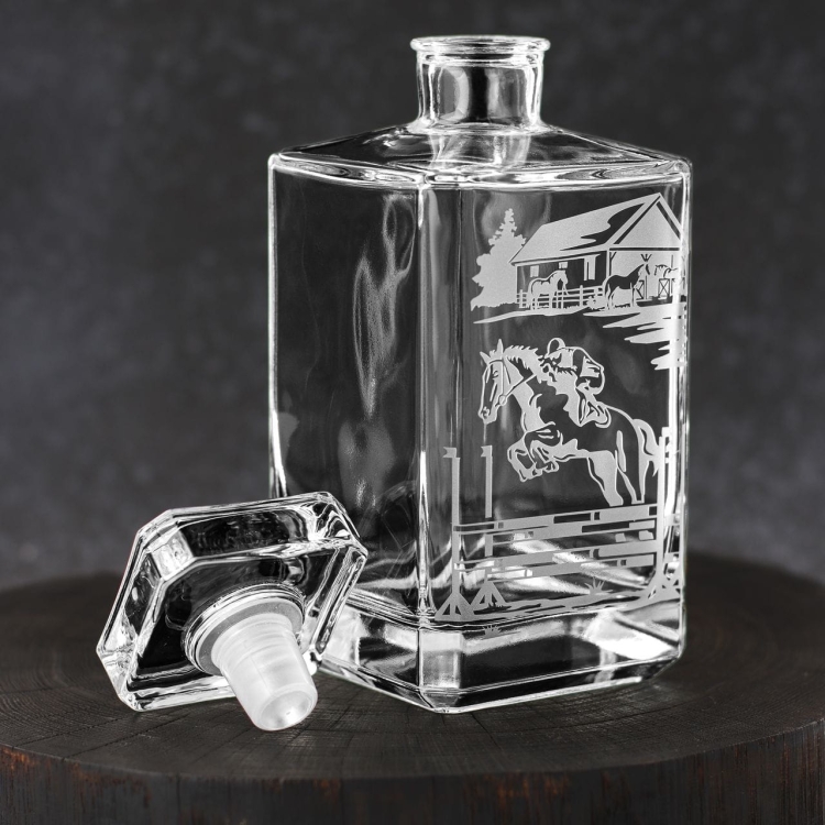 Karafka kwadratowa (burbon) do whisky "KONIE" 700ml