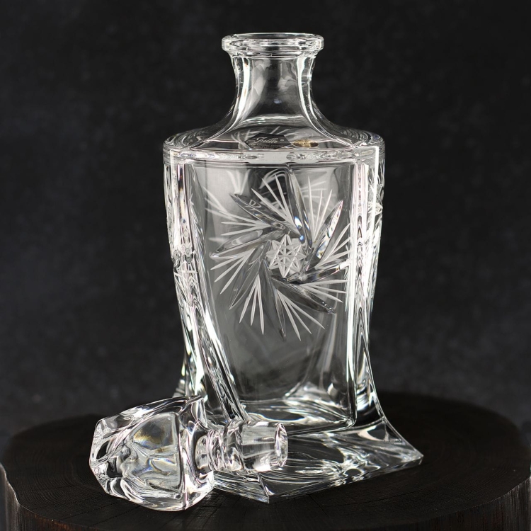 Kryształowy zestaw do whisky JULIA młynek 6+1 w skrzynce z GRAWEREM