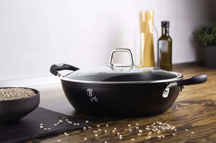 Garnek tradycyjny Berlinger Haus Professional Black Titan 3,8L BH-6125