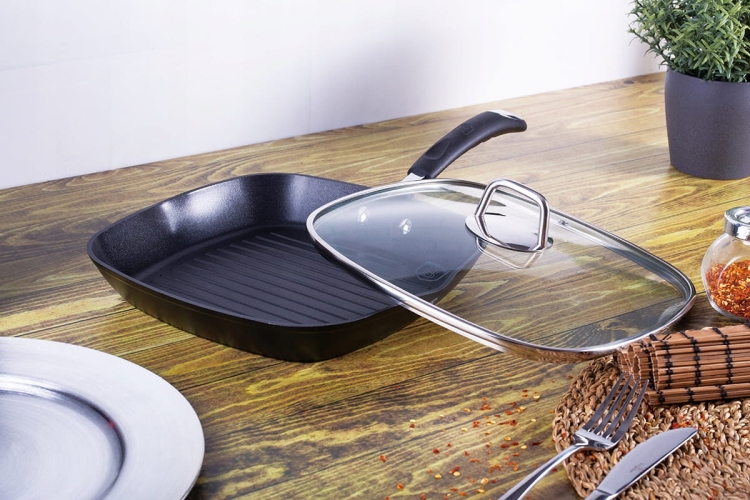 Patelnia grillowa Berlinger Haus Professional Black Titan 28cm BH-6130