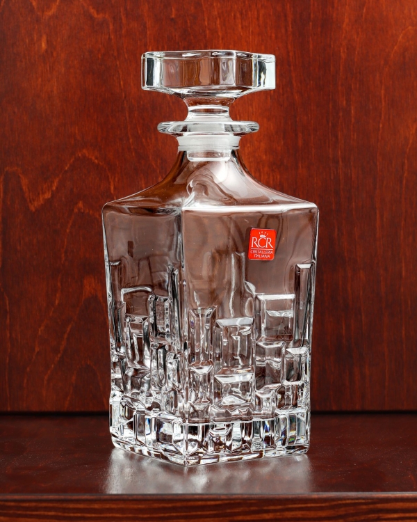 Ekskluzywna karafka do whisky RCR Etna 750ml