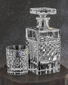 Ekskluzywny zestaw do whisky Bohemia Harry 6+1 w skrzynce z GRAWEREM