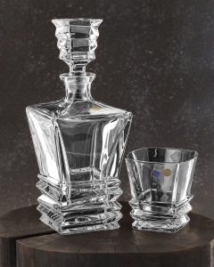 Ekskluzywny komplet do whisky BOHEMIA ROCKY 6+1 w skrzynce z GRAWEREM