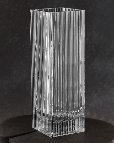 Przejdź do produktu Wazon szklany na kwiaty bezbarwny kwadratowy ryflowany / karbowany z OPTYKIEM 30 cm - 2 GATUNEK