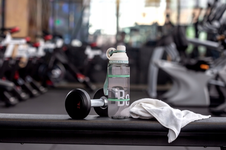 Sportowa butelka bidon na wodę z rurką BERRETTI TRITAN BPA FREE 1L BR-0176