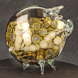 Skarbonka ŚWINKA szklana z dowolnym NADRUKIEM - napis ZŁOTY