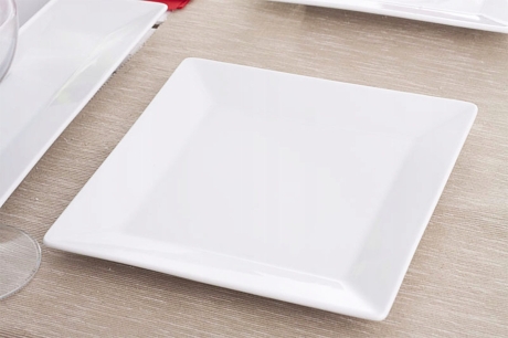 Przejdź do produktu Talerz deserowy płytki LUBIANA Classic 13x13cm Biały