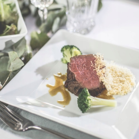 Przejdź do produktu Talerz obiadowy płytki LUBIANA Classic 27x27cm Biały