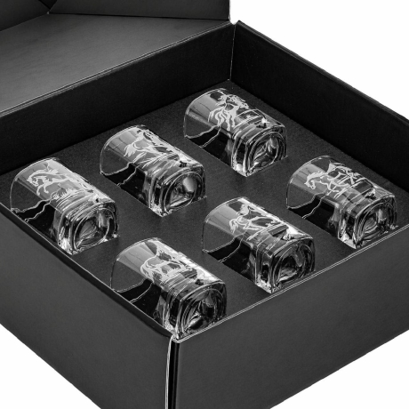 Przejdź do produktu Kieliszki do wódki "KONIE" (kwadratowe) 55 ml 6 szt. w pudełku Szklanka.pl