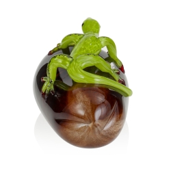 Szklana rzeźba Jaszczurka na kamieniu - Kolorowa | HUTA SABINA