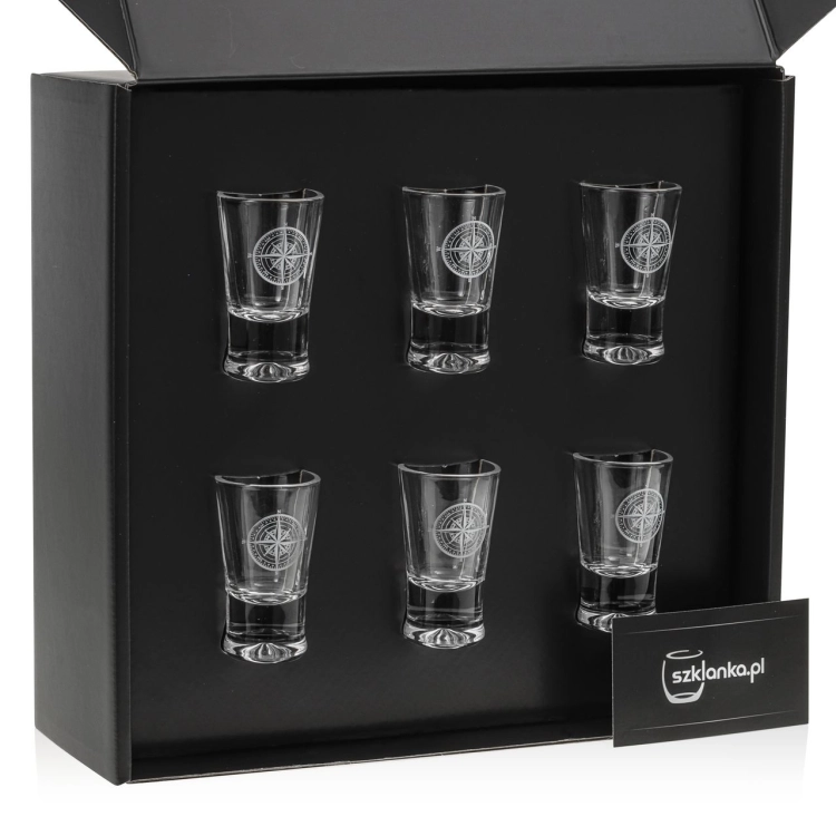 Kieliszki do wódki (G0090) "Roża Wiatrów" 25 ml 6 szt. w opakowaniu prezentowym Szklanka.pl Na każdym kieliszku znajduje się motyw żeglarski.