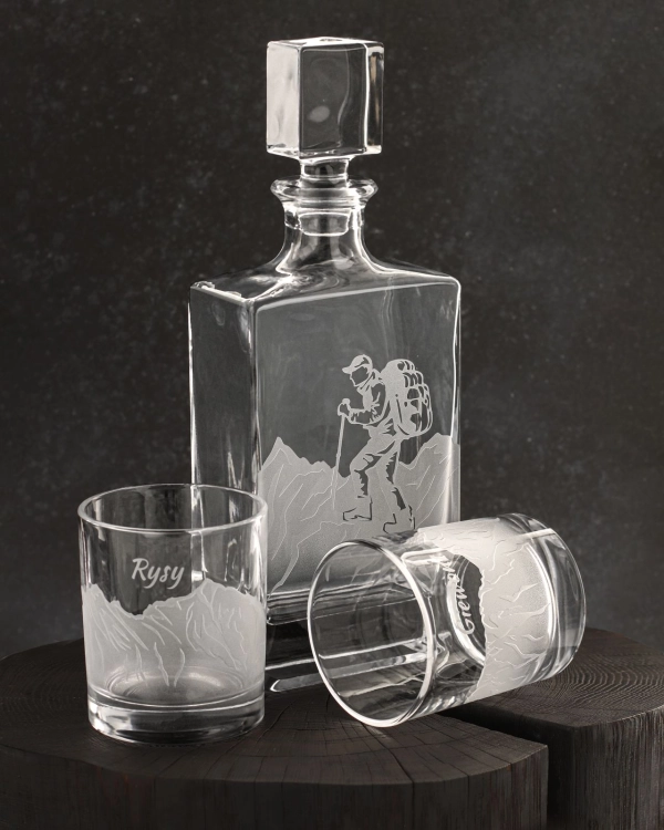 Zestaw do whisky 6+1 POLSKIE GÓRY karafka i szklanki w skrzynce (NOVA)