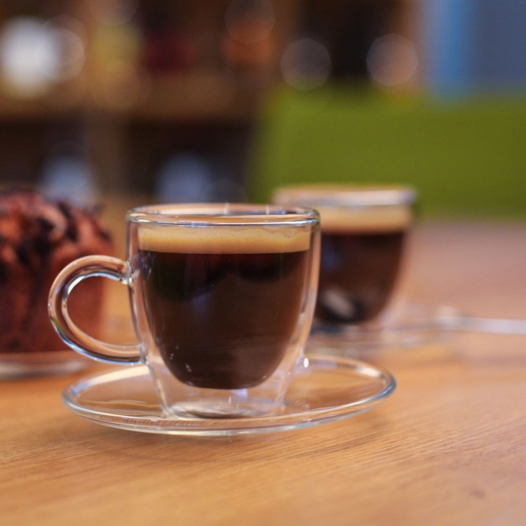 Zestaw 2 filiżanek do espresso z podwójną ścianką Amo 50 ml