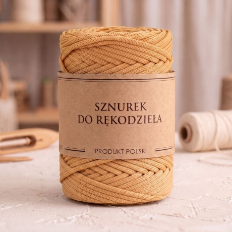 Przejdź do produktu Sznurek POLIESTROWY Płaski do rękodzieła makramy Beżowy 5mm 100m